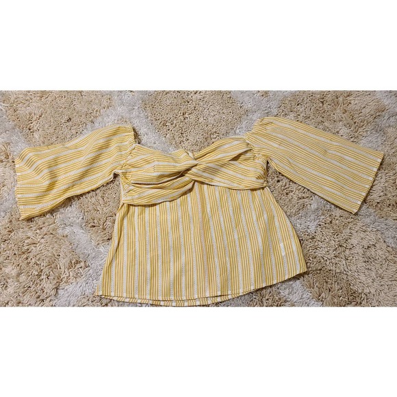 Lulu's Off The Shoulder Yellow Pin Stripe Top Small - Picture 1 of 7